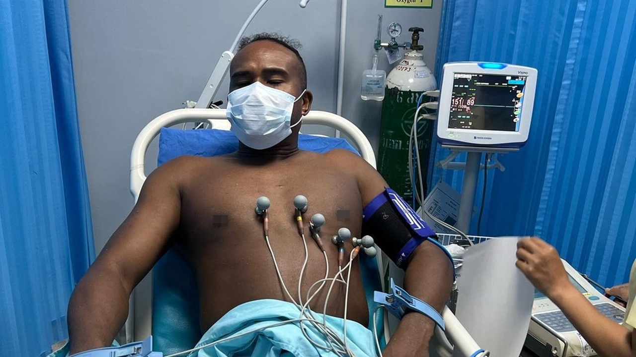 รัศมีแข หวิดสิ้นชื่อ ขาดน้ำจนตะคริวกิน นำตัวส่งโรงพยาบาลด่วน