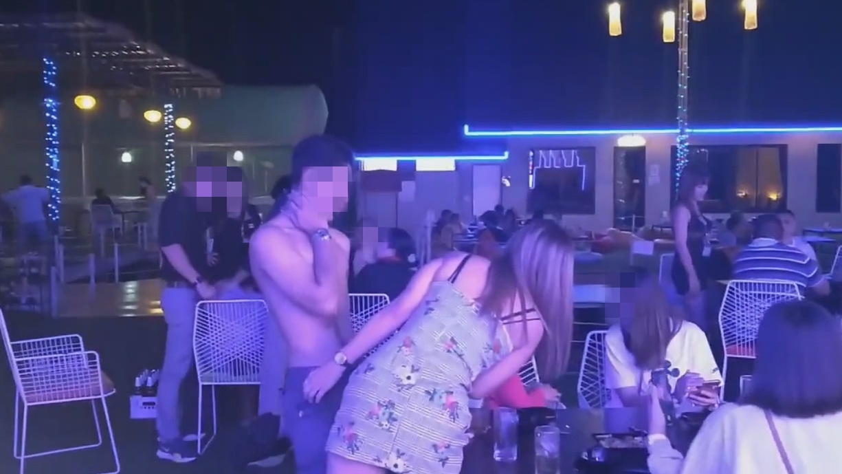 ผวจ.สั่งดำเนินคดีร้านดังโปรโมชันหาคู่ "ไม่ใส่แมสก์-ผิดพ.ร.บ.คอมพ์"