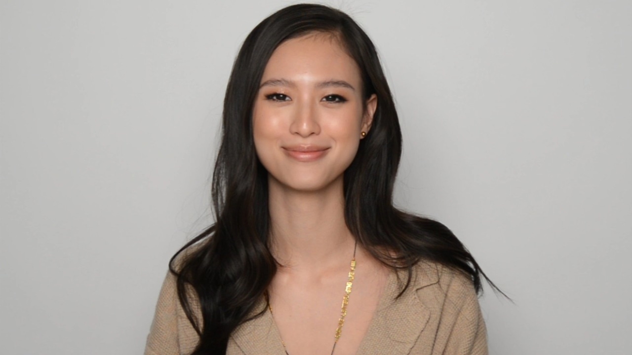 เฌอเอม ทวีตสั้นๆ "ปีก่อนนี่นิ่งเชียว" คนโยงปมช่างภาพหื่น ถามทำไมเพิ่งพูด