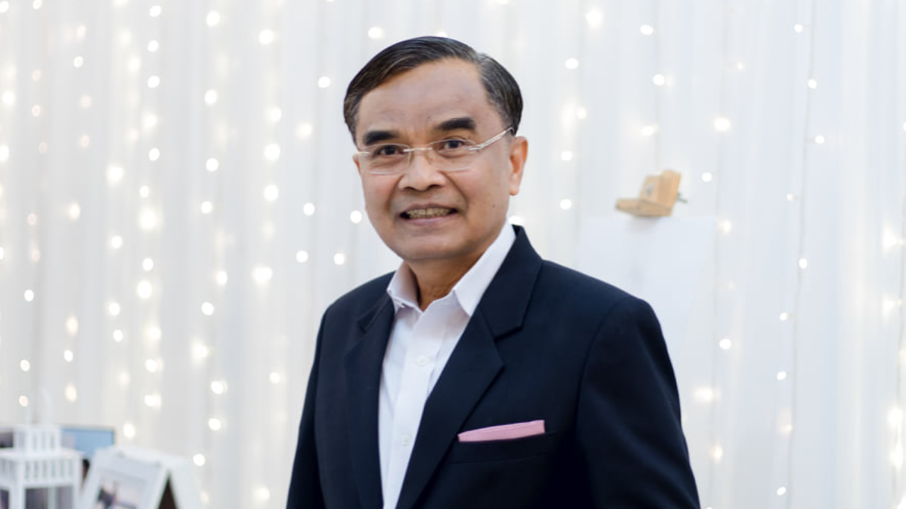 "นิพิฏฐ์" รับลา ปชป. จริง อุบบอกไปซบสังกัดพรรคสี่กุมาร โยนให้พูดเปิดตัวเอง