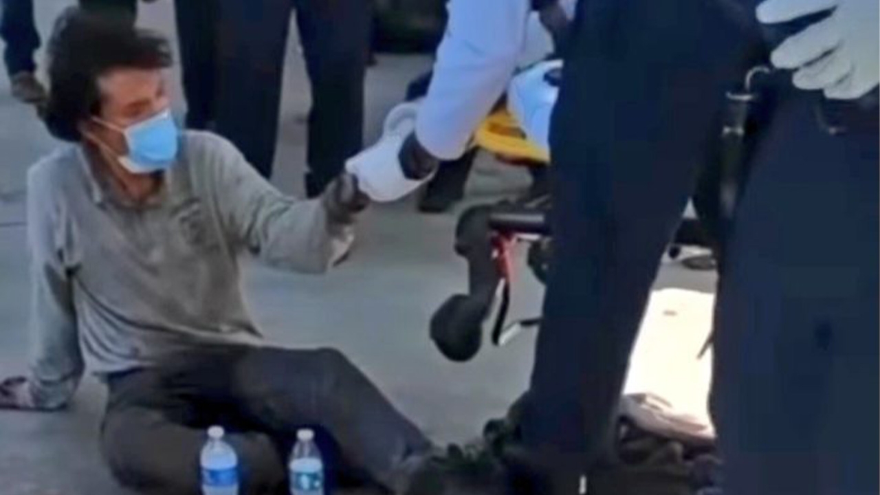 ตะลึง หนุ่มกัวเตมาลารอดตายปาฏิหาริย์ พบแอบในช่องเก็บล้อเครื่องบินเข้าสหรัฐฯ