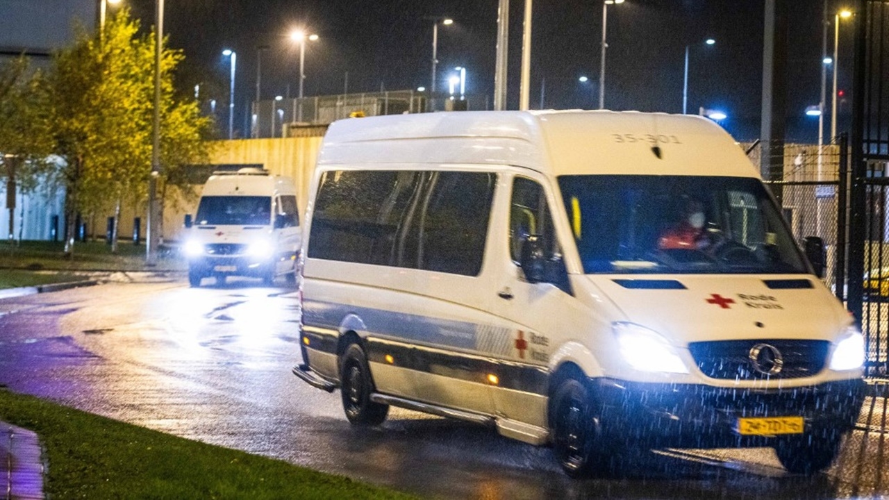 เนเธอร์แลนด์คอนเฟิร์ม เจอ 13 ผู้โดยสารจากแอฟริกาใต้ ติดโควิด ‘โอไมครอน’