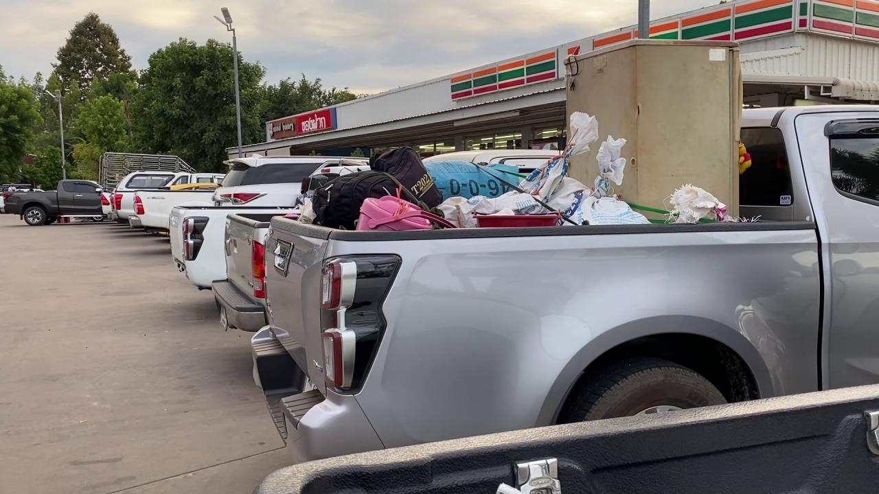 แรงงานกลับอีสานได้ 4 ต่อใช้สิทธิ์เลือกตั้ง เยี่ยมบ้าน ขนอาหารอีก 1 อุบไว้