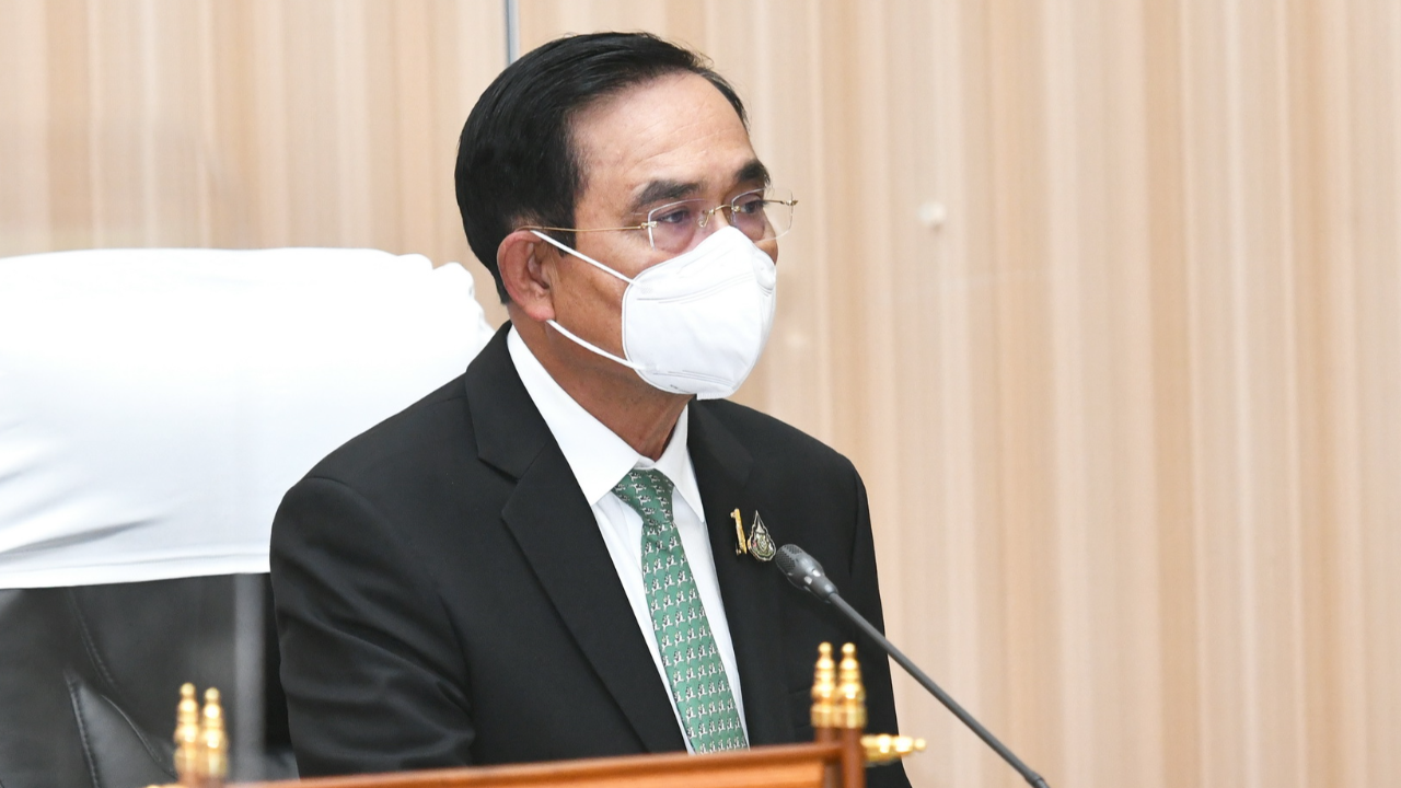 นายกฯ สั่งตั้งการ์ดป้องกัน "โอไมครอน" ลุย เคลื่อนที่ ฉีดวัคซีนครบโดส