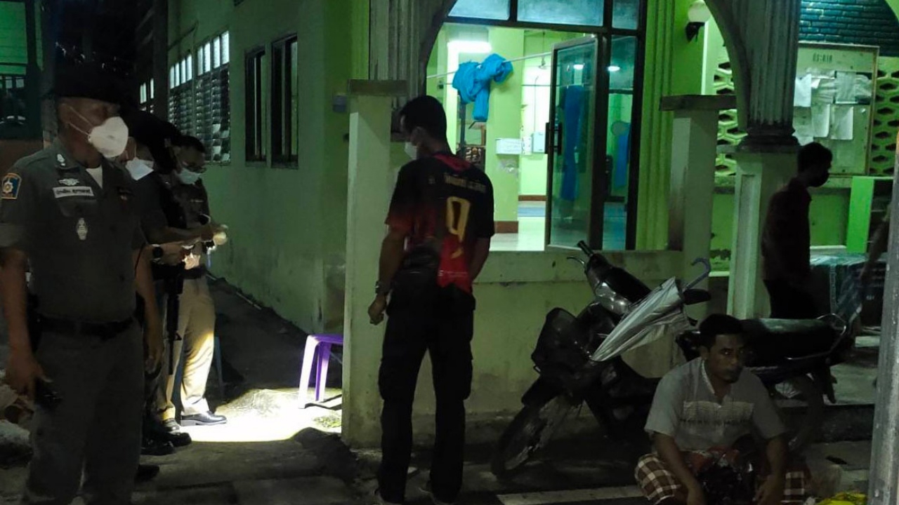 คนร้ายโหดดักยิง จนท.ชรบ.ดับ หลังเสร็จละหมาดในมัสยิดกลางเมืองยะลา