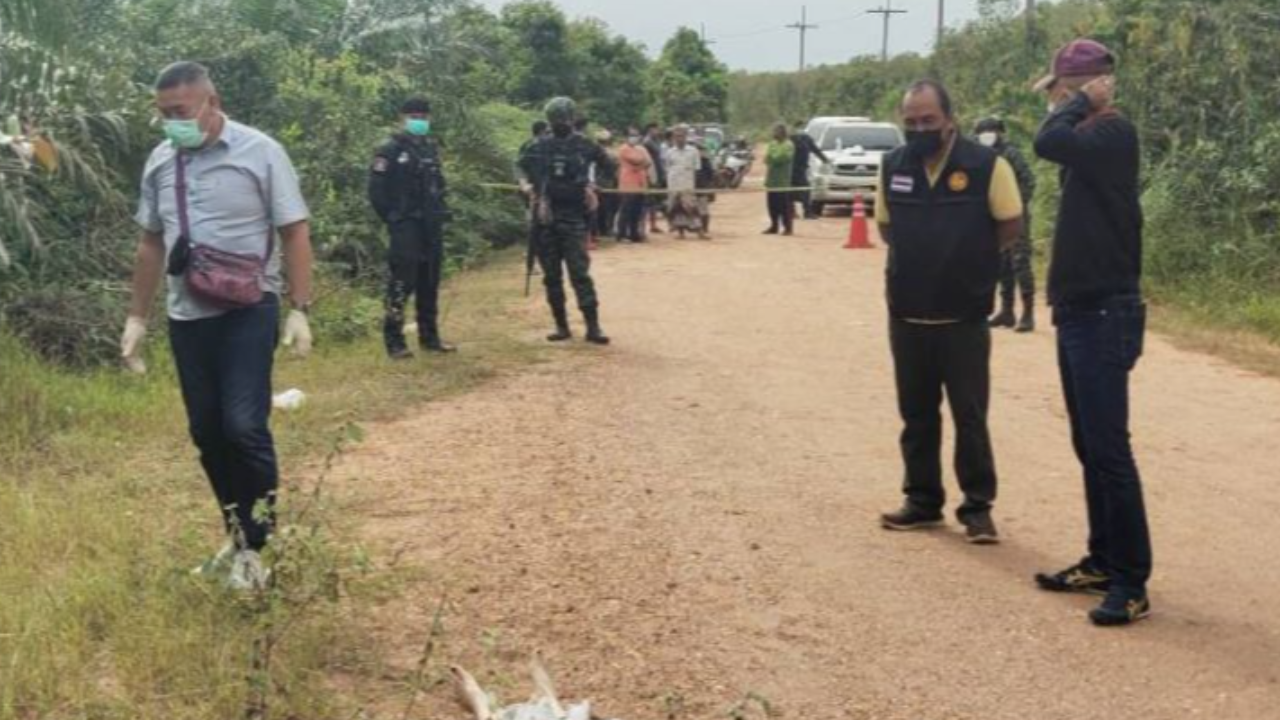 ฆ่าโหดสาวนิรนาม ยิงกลางอก 3 นัด นำศพทิ้งกลางถนนที่ตากใบ