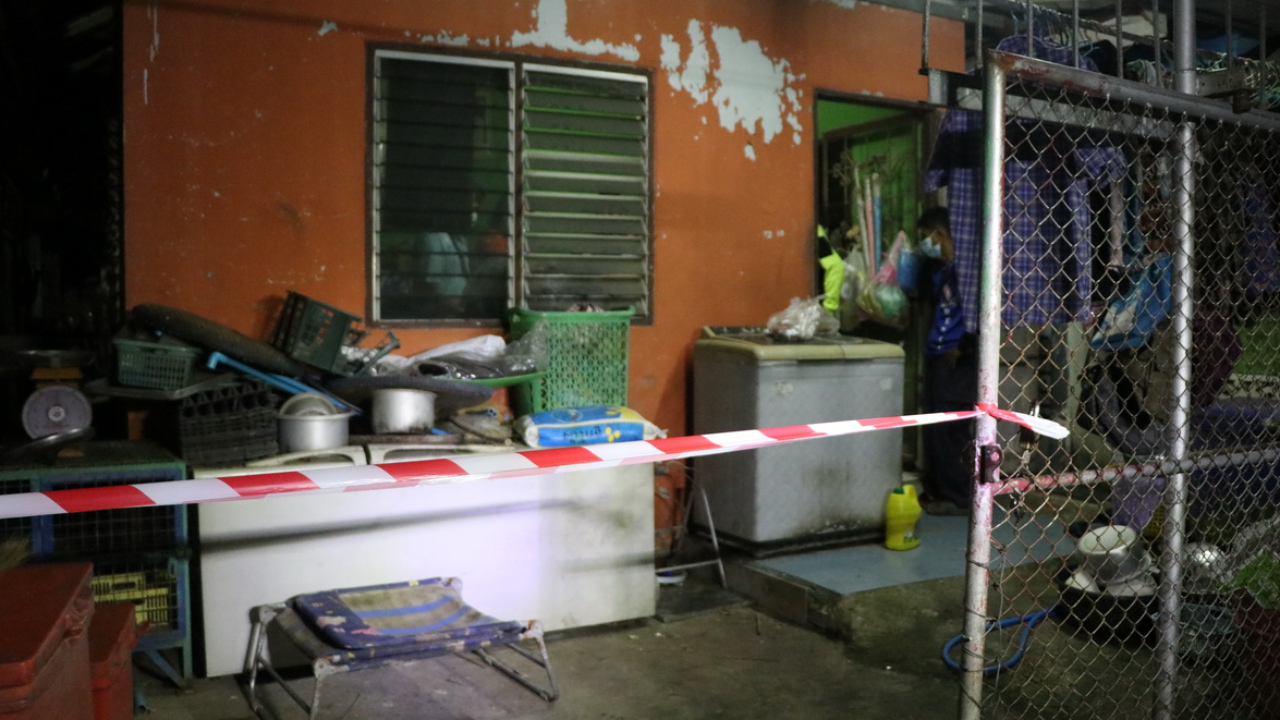 สลด ยาย 62 ดับลำพังในบ้านพัก หมา 6 ตัวเฝ้า "เห่า-ขู่" ไม่ให้ใกล้ศพ