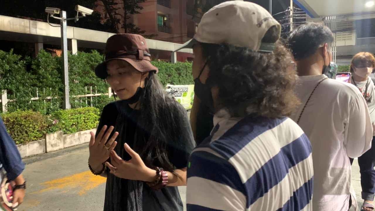 ศาลให้ประกัน ไบรท์ ตี้ ฟ้า จิรฐิตา คริษฐ์ เงื่อนไขห้ามทำผิดซ้ำ-ออกนอก