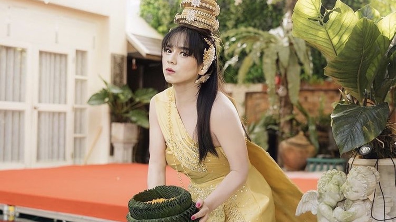 นางนพมาศแห่งปี เอ ศุภชัย แต่งชุดไทยคืนลอยกระทง สวยมากจนจำแทบไม่ได้