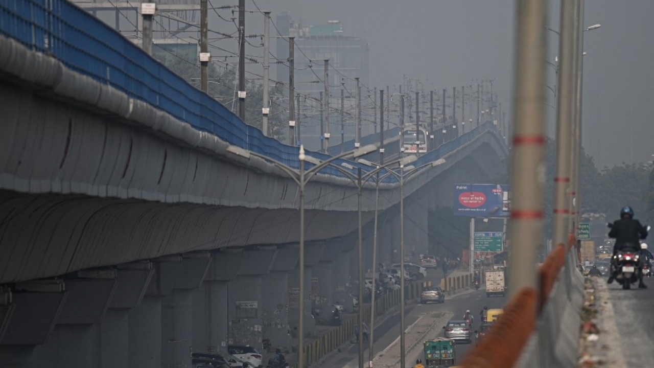 วิกฤติฝุ่น PM 2.5 สุดหนัก อินเดียสั่งปิดร.ร. วิทยาลัยทุกแห่งในนิวเดลี 
