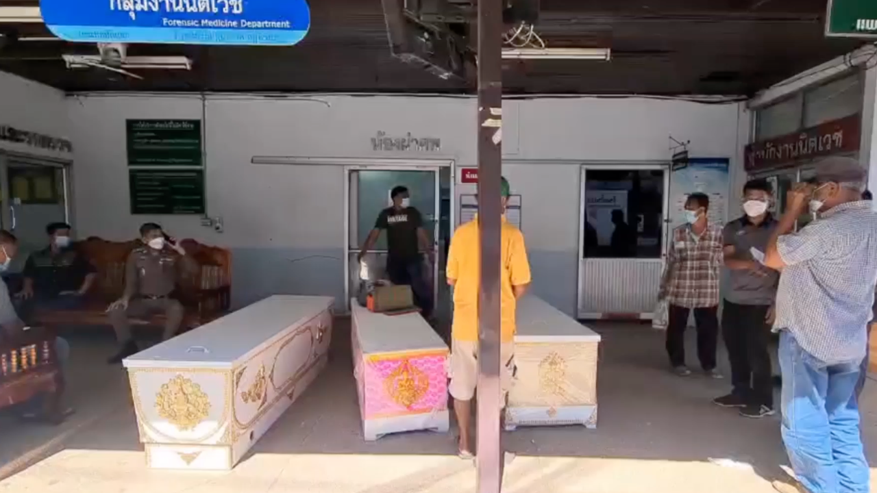 สลด ไฟไหม้บ้านวอดพร้อมทรัพย์สิน คลอกพ่อ แม่ ลูก ดับ 3 ศพ