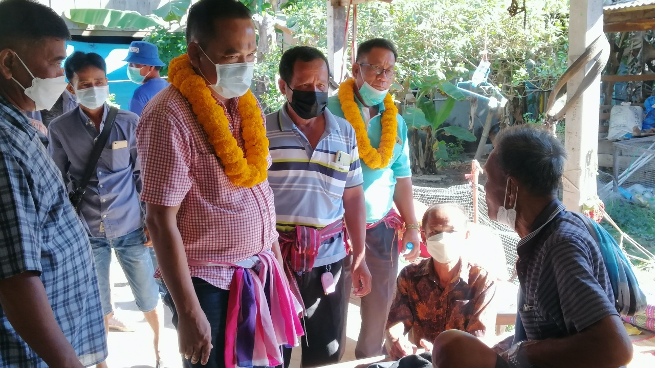 นายก อบต.สมัครคนเดียวแต่ยังกลัวสอบตก จ้างรถแห่หาเสียง 