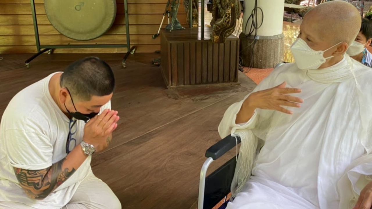 ต๊อบ ปฏิญญา ป๋าพันล้าน จะโกนหัวบวชชี ครั้งที่ 2  