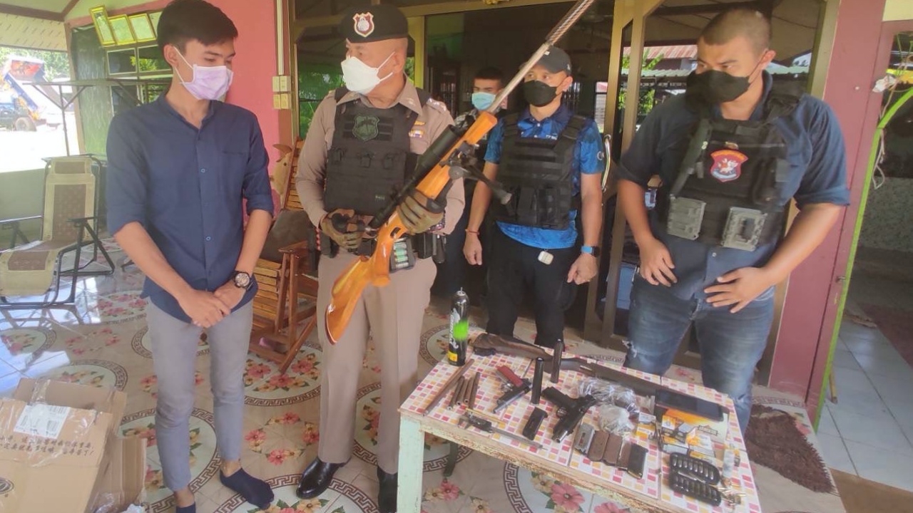 หนุ่มเทคนิคหัวดี ใช้เวลาช่วงเรียนออนไลน์ เปิดช็อปทำปืนเถื่อนขาย