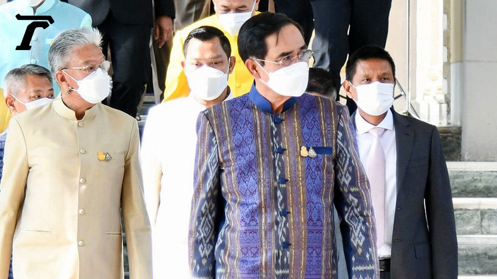 3 ป.ปิดห้องถกลับ "บิ๊กตู่" กลบรอยร้าว โชว์หวานพี่ป้อม (คลิป) - Vimarsana News