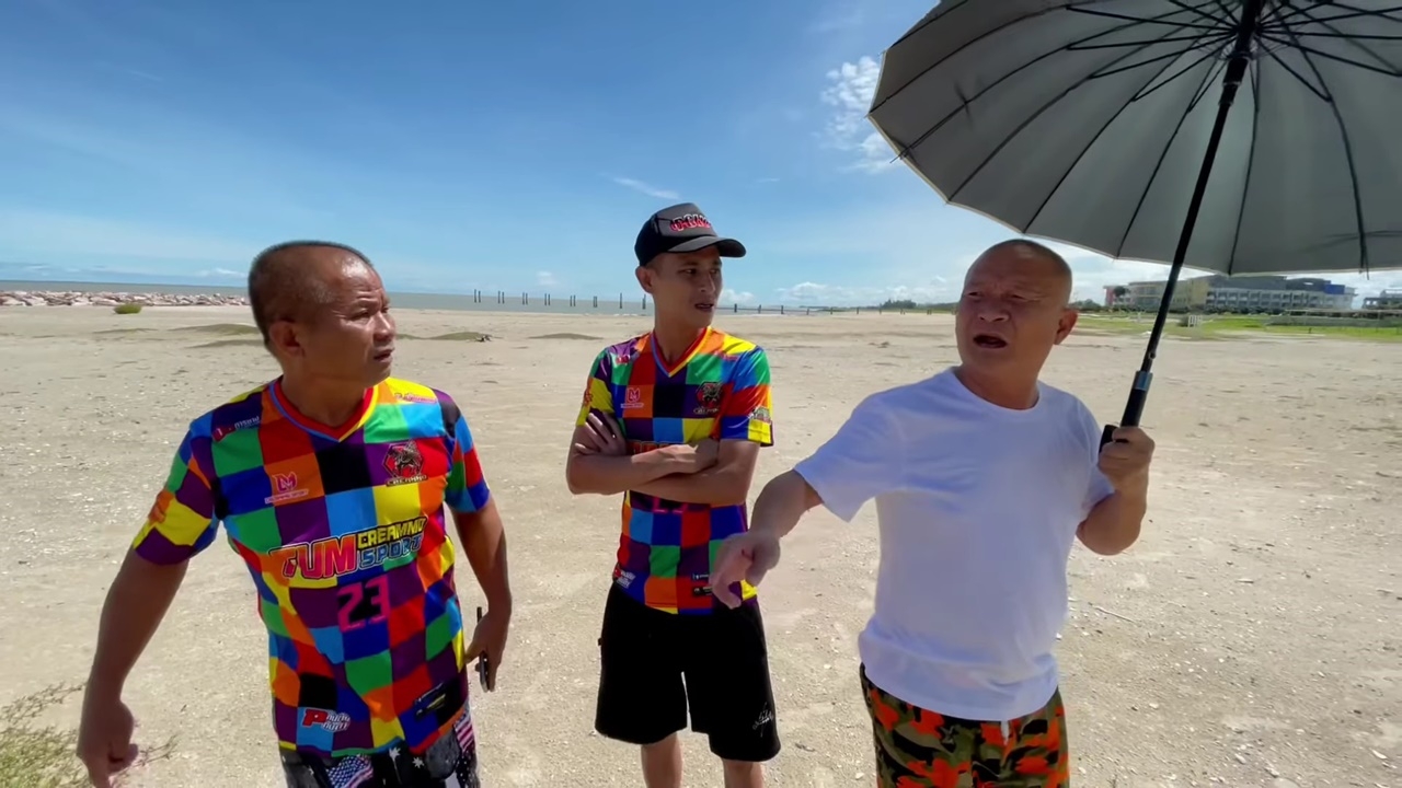 หม่ำ จ๊กมก อัดคลิปฮา ซื้อที่ 200 ไร่ ลูกน้องเจอคำสั่งบอกบ้าไปแล้ว (คลิป)