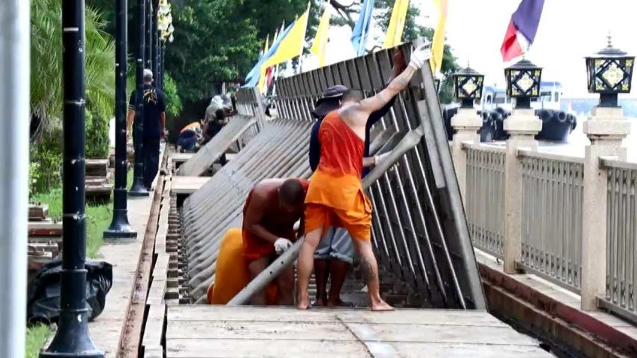 วัดพนัญเชิงฯ โบราณสถานกรุงเก่าเตรียมรับน้ำท่วม หลังน้ำเจ้าพระยาขึ้นสูง