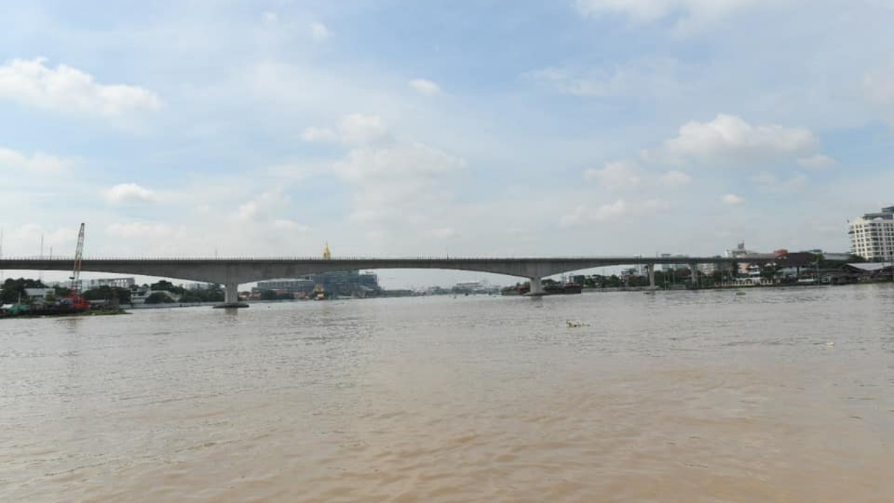 "อัศวิน" ยืนยันน้ำไม่ท่วมกรุงเทพฯ เหมือนปี 54 คาด 1 สัปดาห์สถานการณ์คลี่คลาย