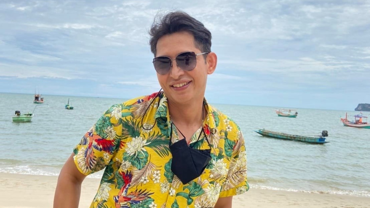 เผยภาพอดีตพระเอกดังช่อง 7 หายหน้าไปนาน ชีวิตปัจจุบันยังหล่อเหมือนเดิม