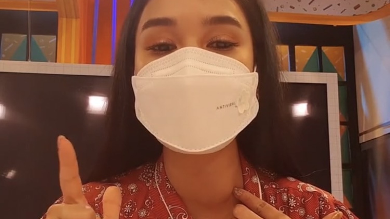 ชมพู่ ก่อนบ่าย โพสต์ขอความรู้ด้านการรักษา หลังเจอก้อนเนื้อใหญ่ที่คอ