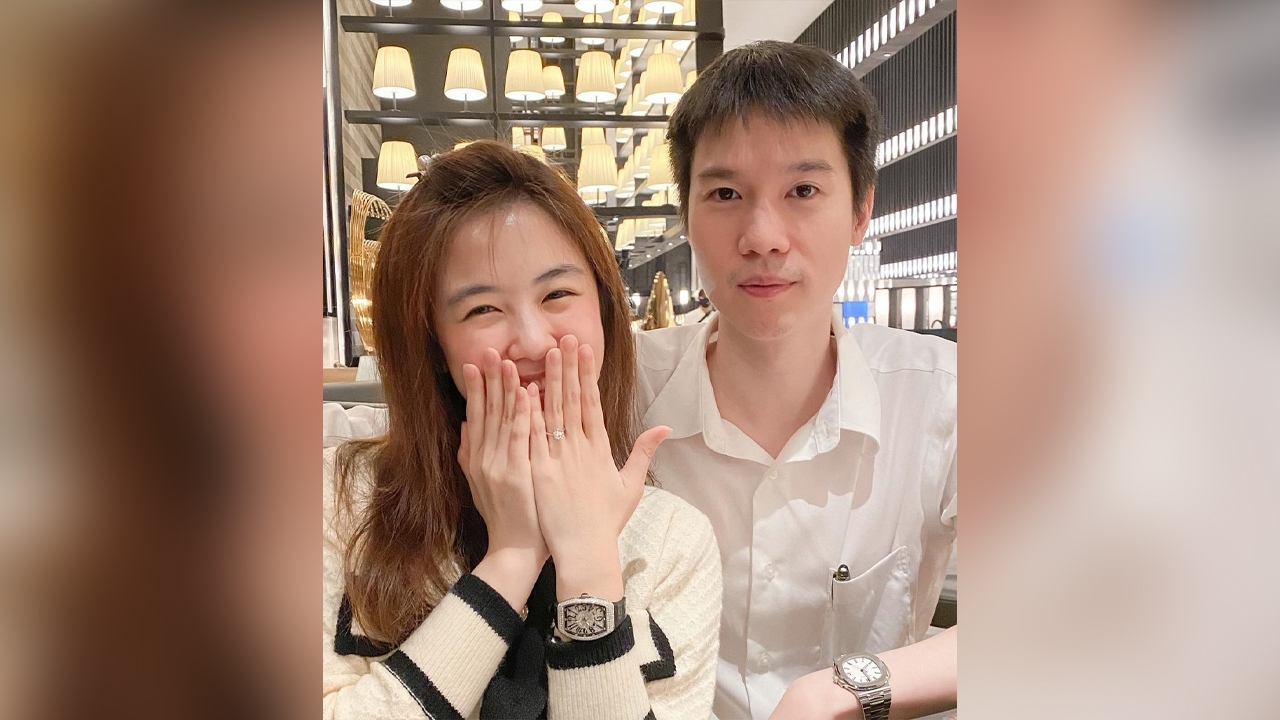 ร่วมยินดี ส.ส.หมอเก่ง วาโย ทำเซอร์ไพรส์ขอ เกรซ เดอะสตาร์11 แต่งงาน 