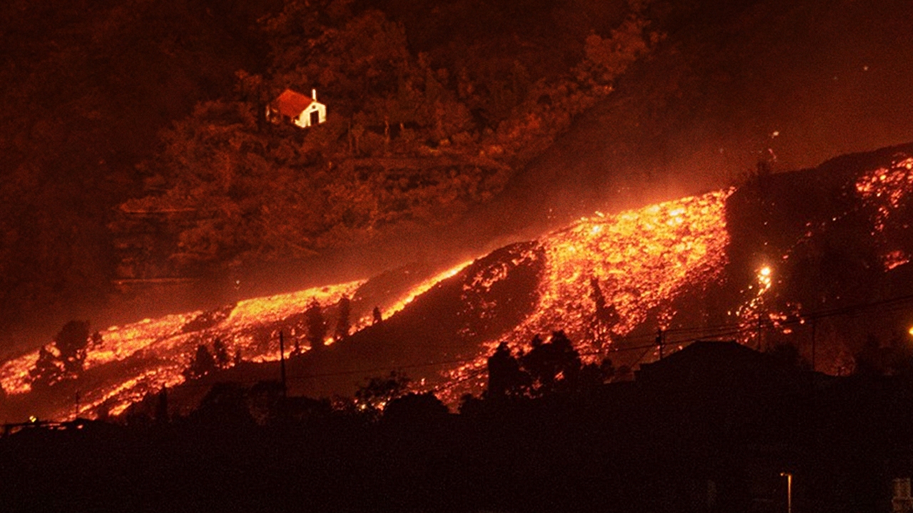 เจาะลึกภูเขาไฟระเบิดที่สเปน กับความเป็นไปได้ของทฤษฎีมหาสึนามิถล่มอีสต์โคสต์