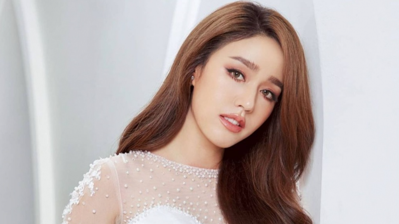 นิต้า อนิพรรณ พี่สาวแนท อนิพรณ์ ลองแล้วซีรีส์แนวหญิงรักหญิง 