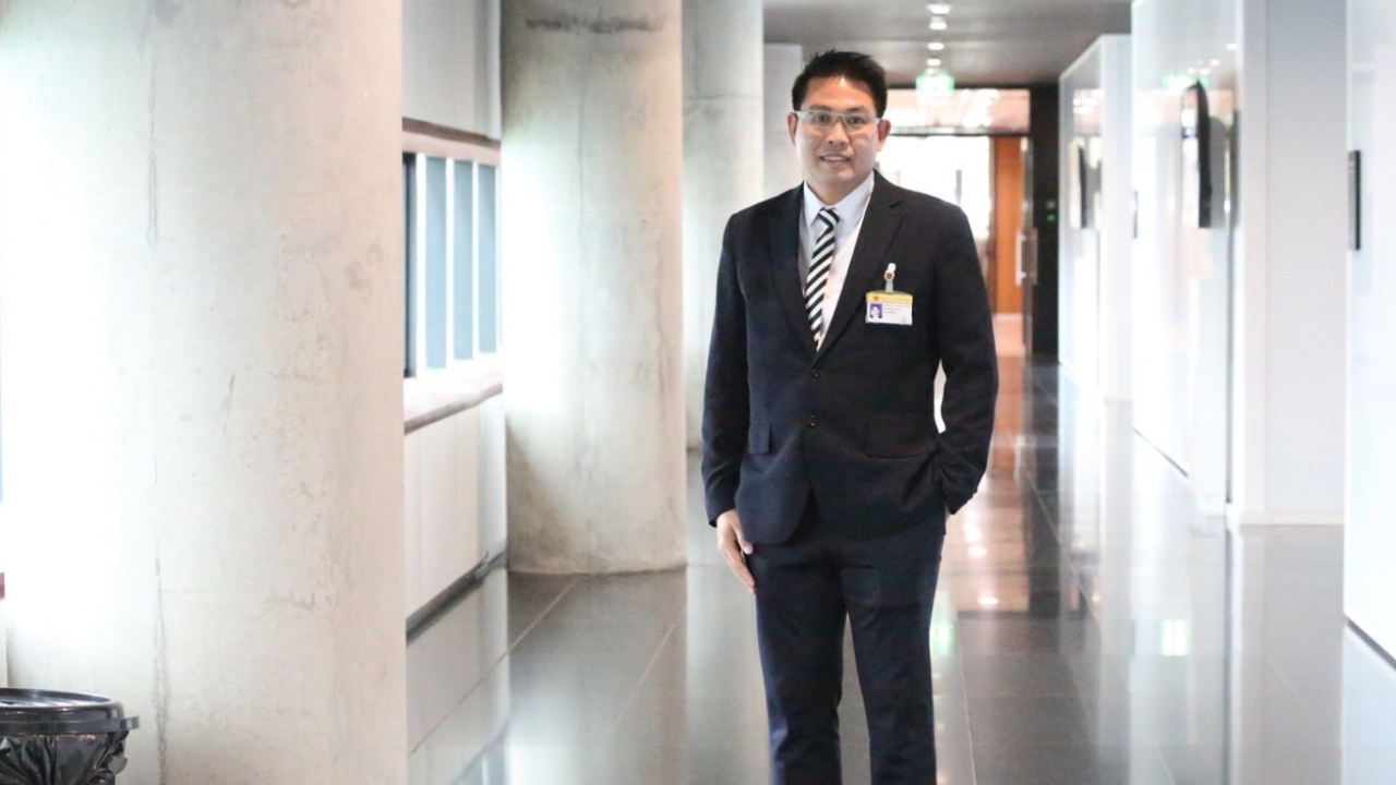 เพื่อไทย อัด “สุพัฒนพงษ์” เลิกขายฝันเศรษฐกิจปีหน้าโต 6% -ห่วง "ผักชีแพง" 