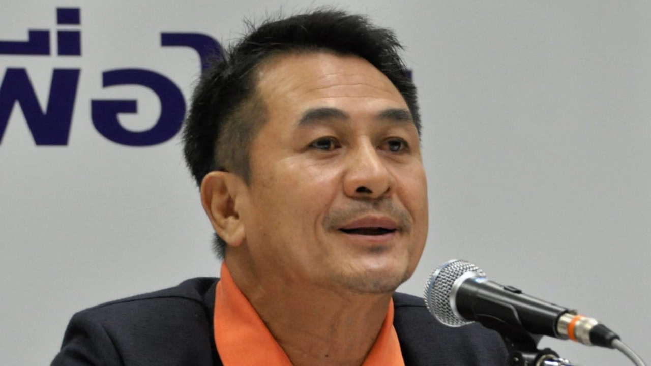 ฝ่ายค้านจวกทำผิดรัฐธรรมนูญ ขู่ฟันรัฐมนตรีหลบตอบกระทู้
