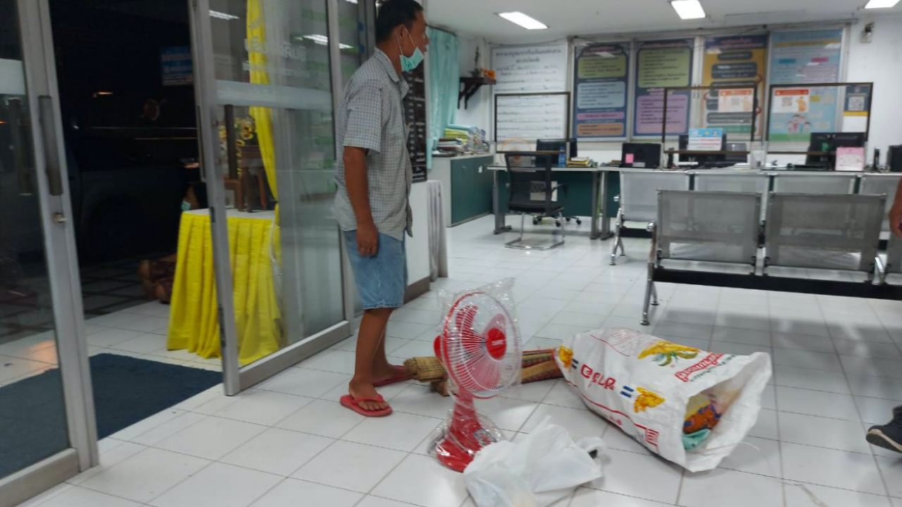 ยิ่งกว่าเสี่ยชัช ลุงสายเปย์ให้สาว 10 ล้าน ไม่เคยแตะแม้แต่ปลายเล็บ