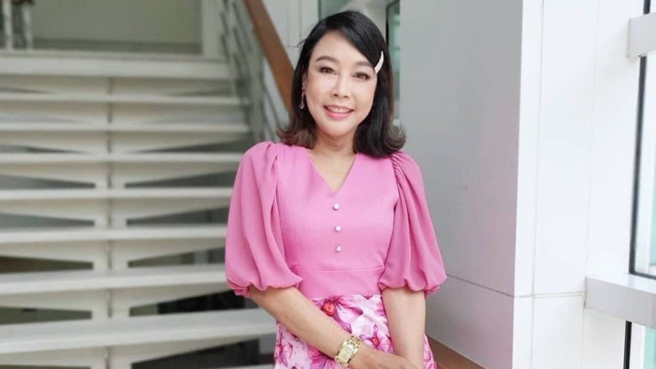 ผัดไท ทำชาวเน็ตขยี้ตา หลังเผยภาพในอดีต หน้าตาดีมีออร่าตั้งแต่เด็ก