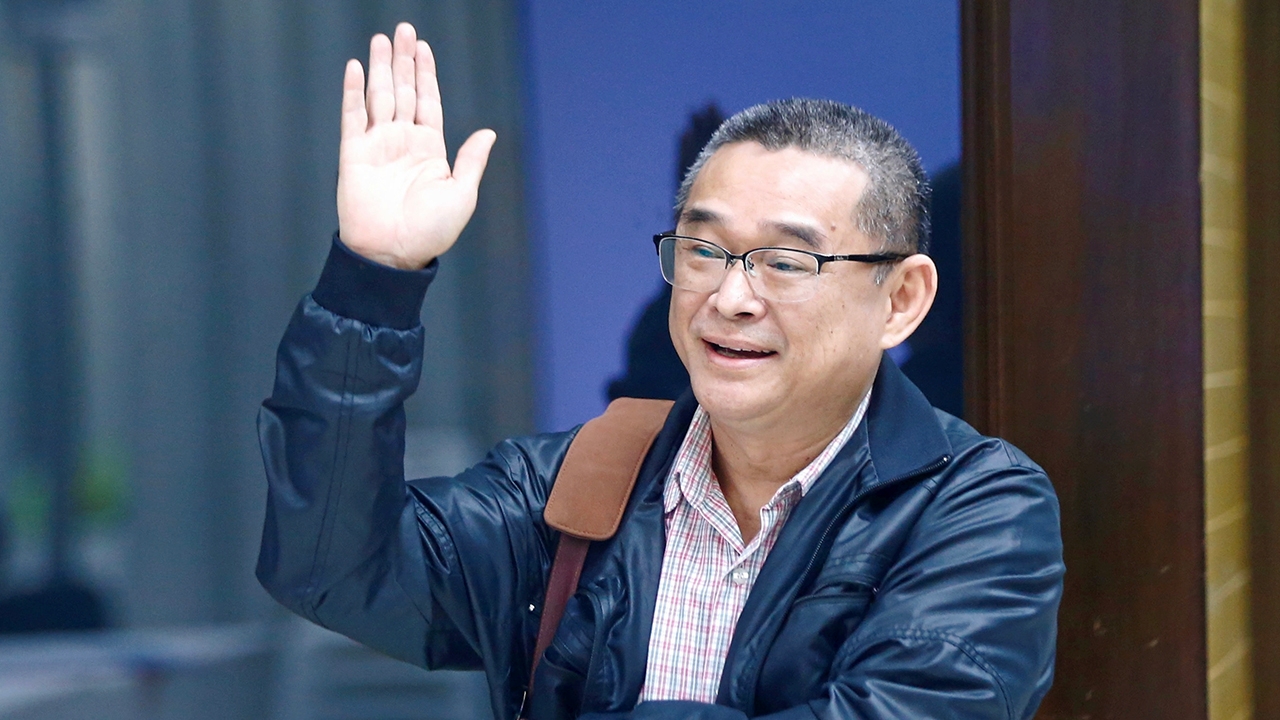 กินโต๊ะสกัดพรรคเพื่อไทย "เรืองไกร" ร้องยุบ "หมอเลี้ยบ" นั่ง ผอ. เคยต้องโทษจําคุก