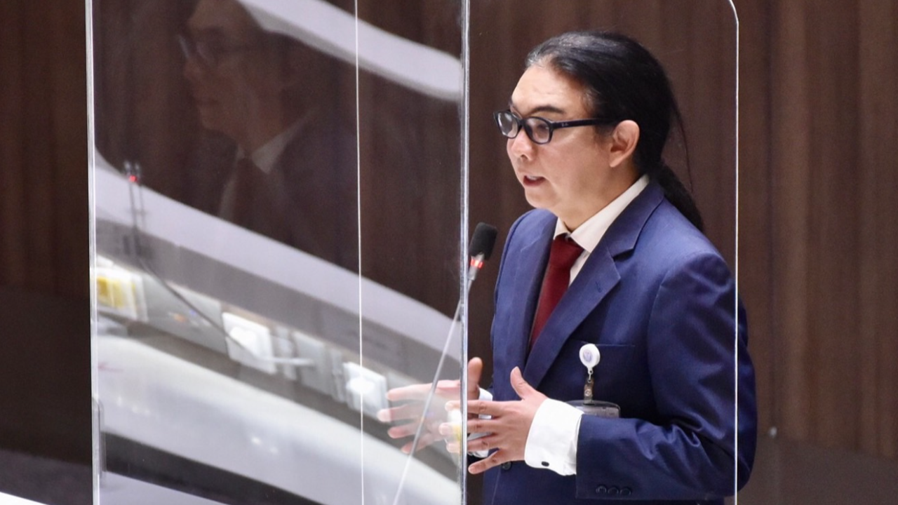 ส.ส.ก้าวไกล เตรียมดันกฎหมายขจัดเลือกปฏิบัติ ปม #คลับเฮ้าส์toxic 