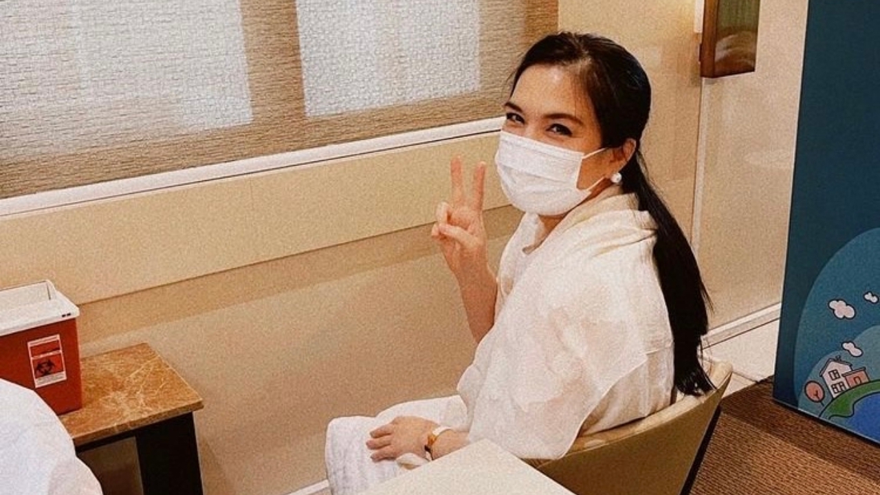โบ ชญาดา พา น้องอชิ-สามี ไปฉีดไฟเซอร์ แต่งานนี้กลับเจอดราม่าร้อน