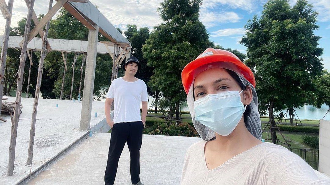 เจมส์ เรืองศักดิ์ สร้างบ้านใหม่ให้ ครูก้อย ของขวัญจดทะเบียนสมรส 6 ปี