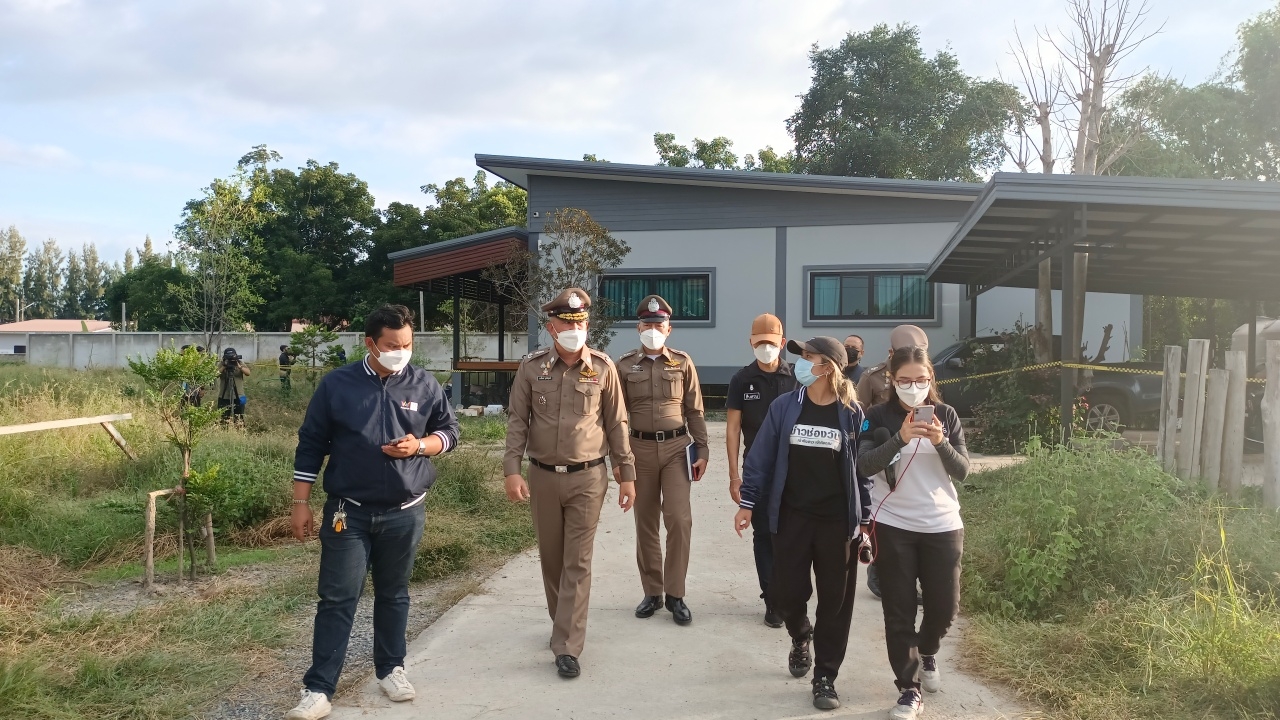 ออกหมายจับ "ไอ้โน" มือฆ่าสาวทอม ชิงทรัพย์ ตร.ออกล่า พร้อมให้มามอบตัว