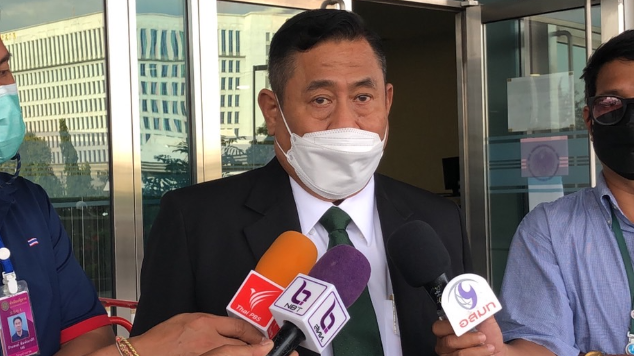 “ณฐพร” จี้ กกต. คำวินิจฉัยศาลรัฐธรรมนูญวันนี้ ประกอบคำร้องยุบพรรคก้าวไกล