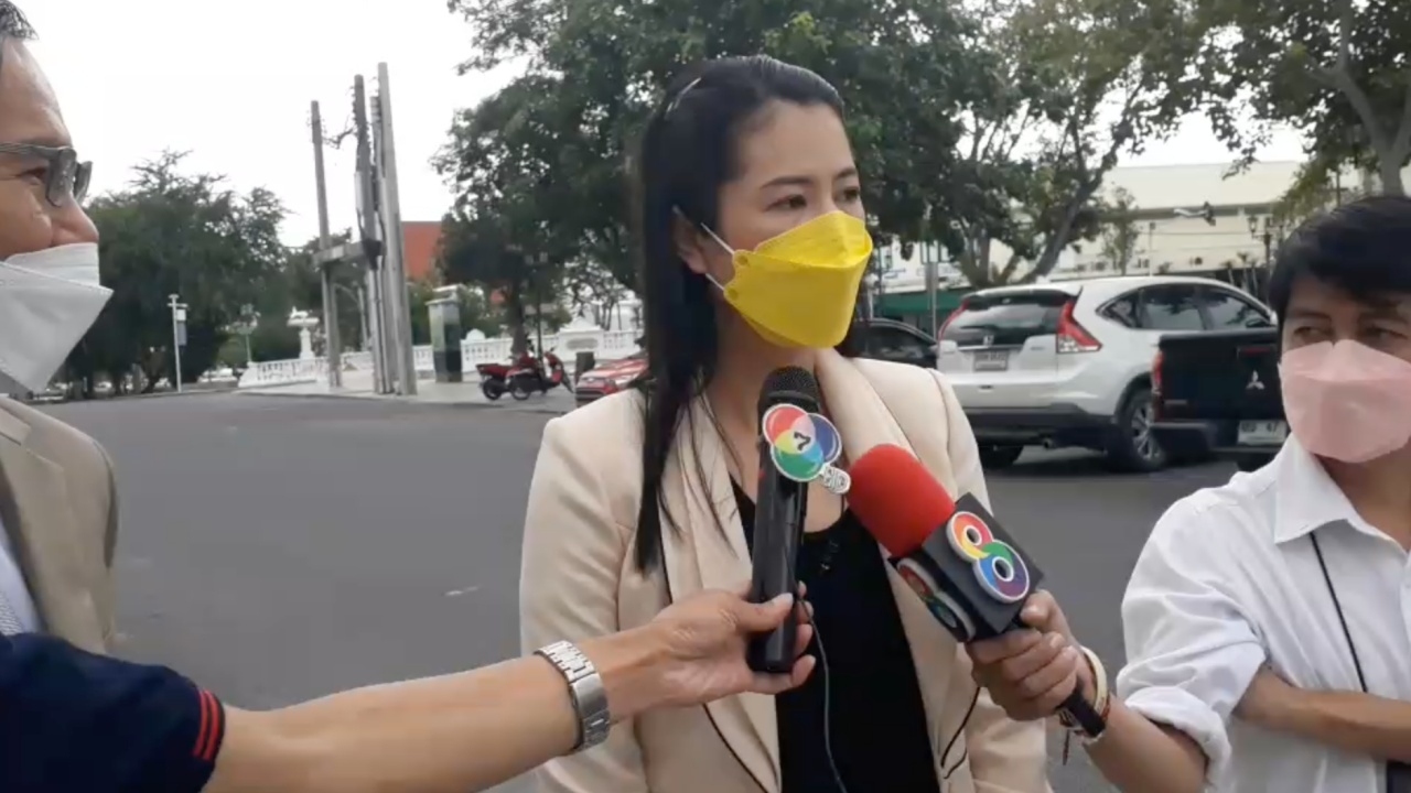 "เอ๋ ปารีณา" ขึ้นศาลคดีผิดจริยธรรมร้ายแรง รุกที่ป่าสงวนราชบุรี