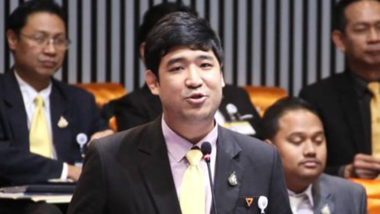 "เท่าพิภพ" ลั่น กระแส "ก้าวไกล" กำลังพุ่ง ปัด ย้ายซบ"เพื่อไทย"
