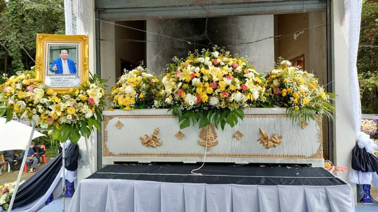 คนบันเทิง-แฟนเพลงนับพันร่วมอาลัย "พรศักดิ์ ส่องแสง" ในงานฌาปนกิจแน่นวัด