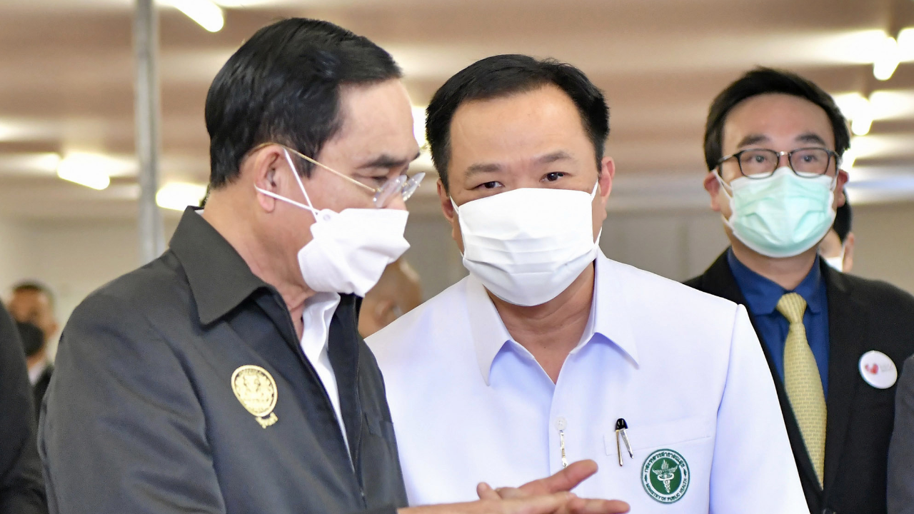 "พล.อ.ประยุทธ์" เคลียร์แล้ว กับ "อนุทิน" ปมตั้ง "บิ๊กเล็ก" นั่ง ผอ.ศบค.ส่วนหน้า