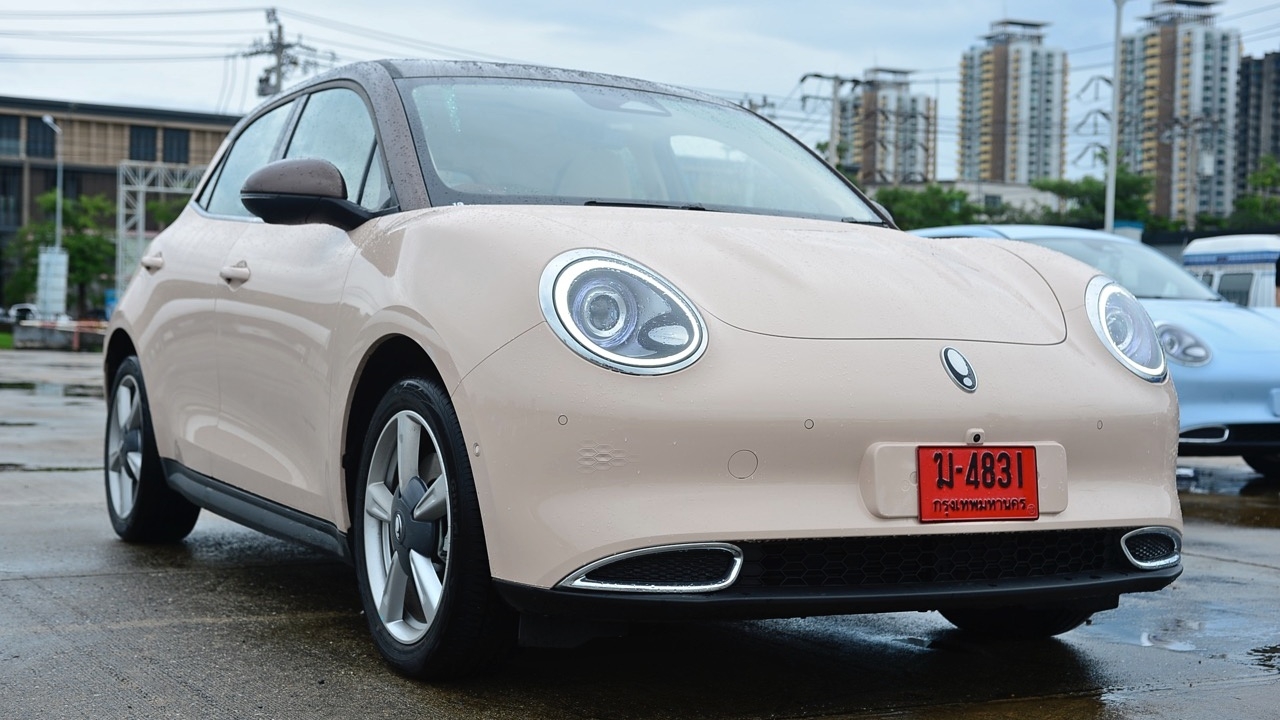 ไม่ใช่ทาสแมว ก็หลงได้ ORA Good Cat รถไฟฟ้า โดนใจสายมินิมอล