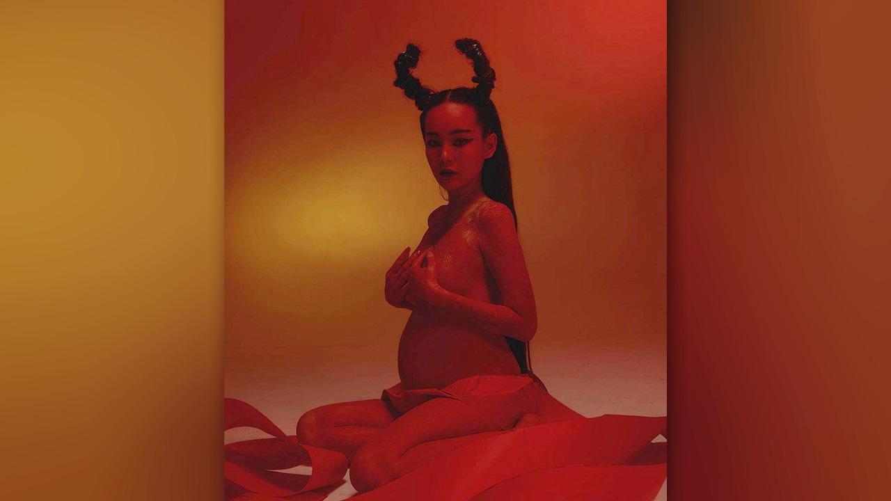 ปุ้มปุ้ย พรรณทิพา ถ่ายแฟชั่นสุดแซ่บ มาพร้อมแคปชั่น "ท้องใหญ่ ไฟนรก"