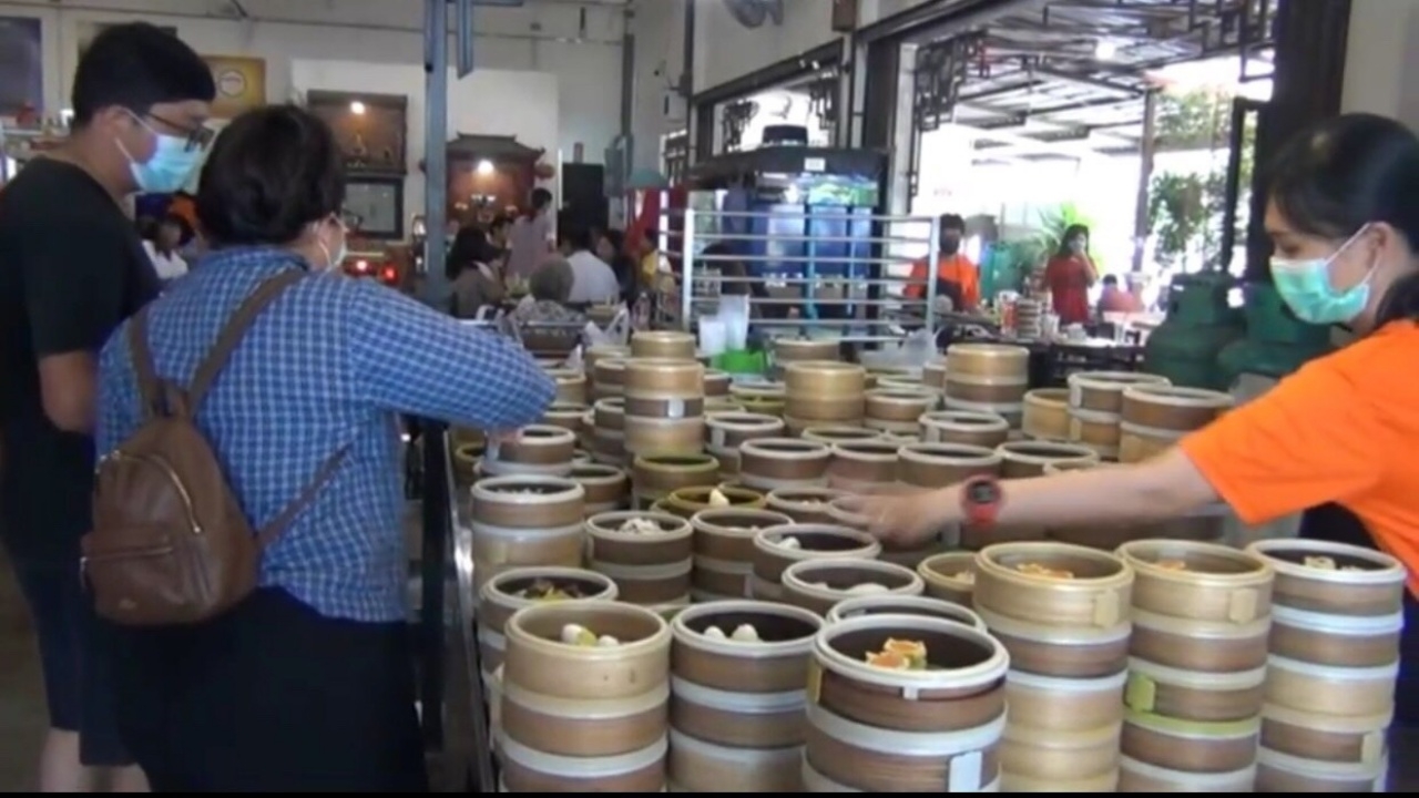 หยุดยาวพาคึกคัก ร้านติ่มซำ-อาหารเช้าเมืองตรัง คนกินเพียบหลังเงียบมานาน