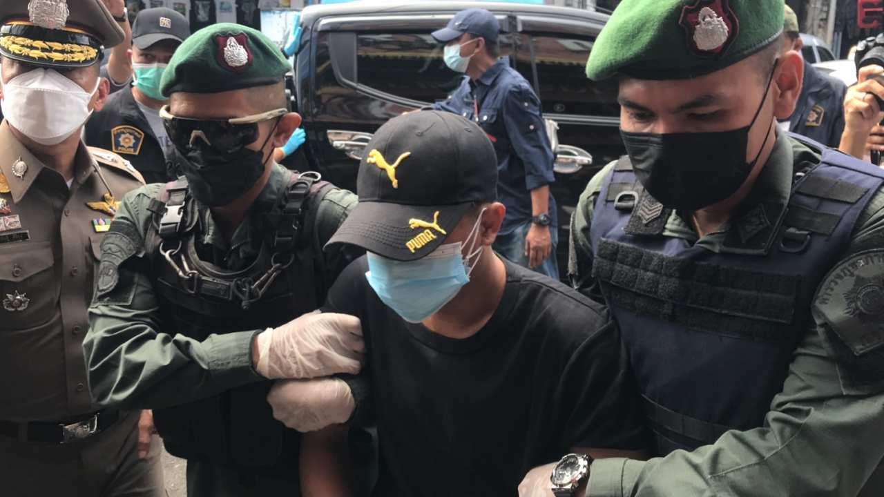 รวบหนุ่มเมียนมา เจาะเพดานร้านทองภูเก็ต ชิงทอง 378 บาท รับติดพนันออนไลน์