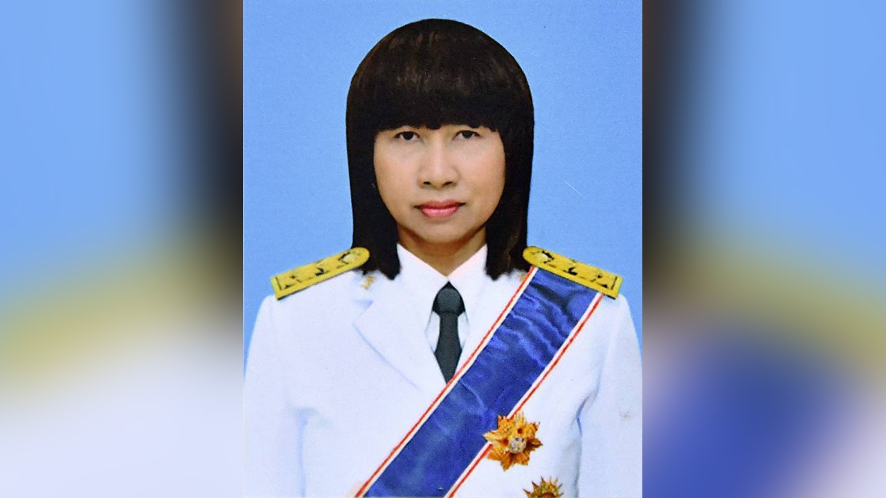 โปรดเกล้าฯ แต่งตั้ง น.ส.นภาภรณ์ ใจสัจจะ เลขาฯ วุฒิสภา คนใหม่