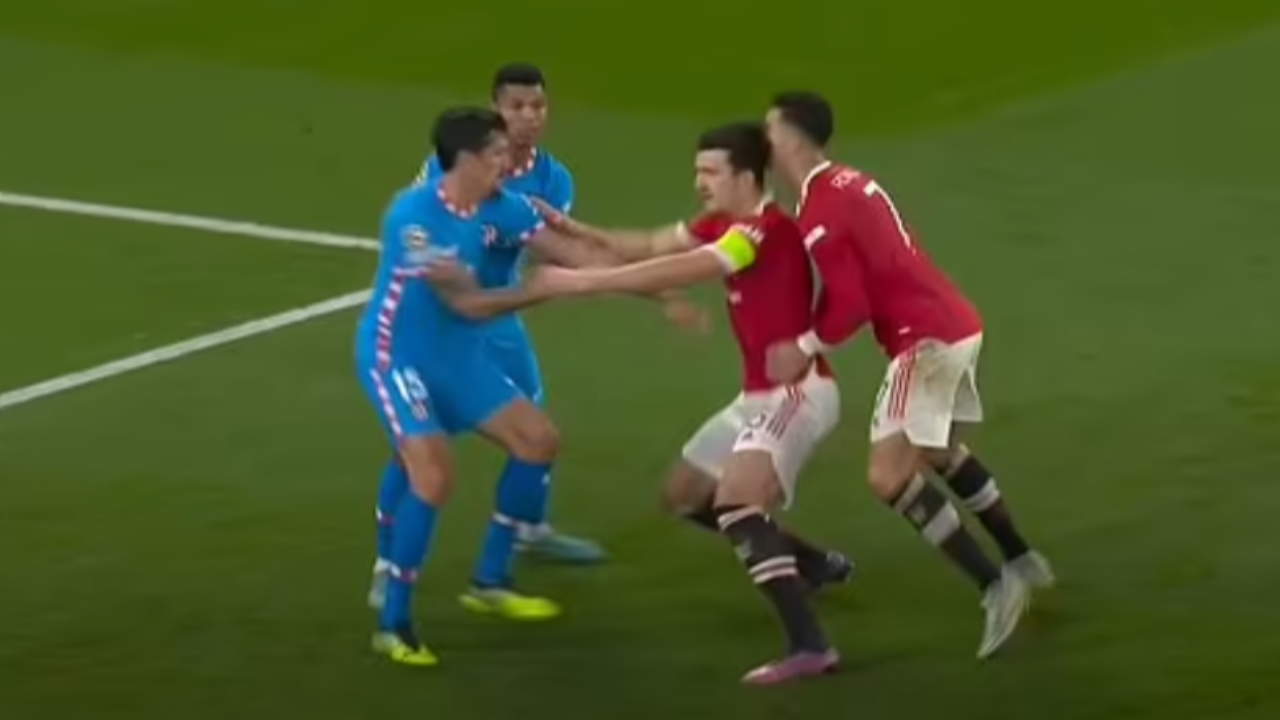 จุดแข็งนักเตะคอนเทนต์ "แม็กไกวร์" ขวาง "โรนัลโด" ลุ้นประตู แมนยูฯ ร่วง UCL (คลิป)
