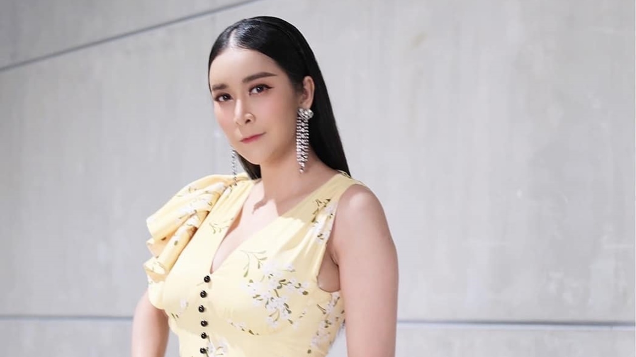 ใหม่ สุคนธวา บอกชาวเน็ต อย่าเก่งกว่าหมอ หลังถูกทักท้องอยู่แต่ให้นมลูก