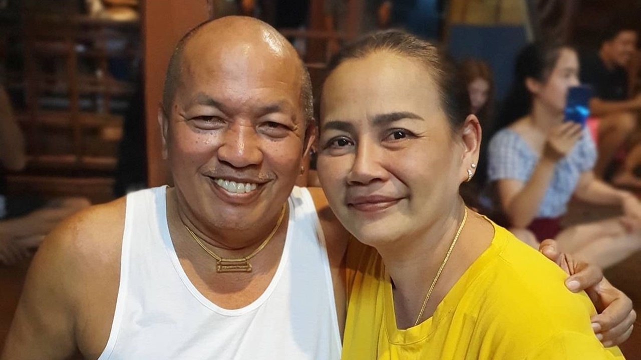 น้าค่อม ทำเมียร้องไห้ หลังเจอเงินที่ซ่อนไว้อีก 1.4 ล้าน ในกระเป๋าเดินทาง