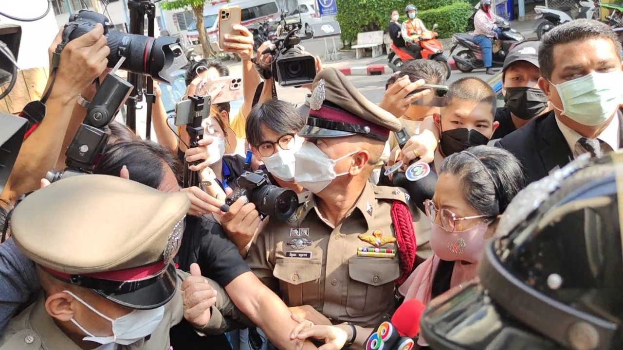 แม่-ทีมทนาย เข้าฟังผลชันสูตรผ่าร่าง "แตงโม" เตรียมซักประเด็นสงสัย
